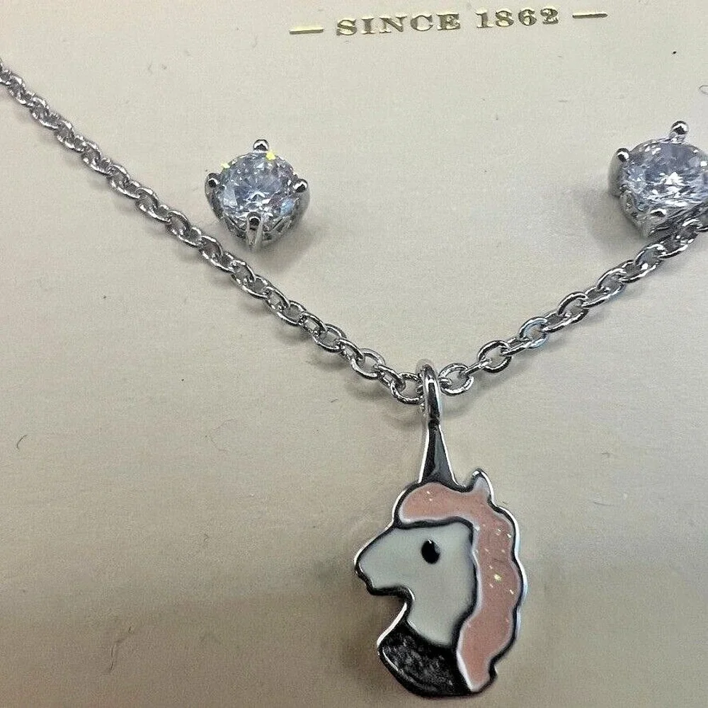 FAO Schwarz Childrens Unicorn Necklace & Earrings Set Fine Silver Plate Gift Box
